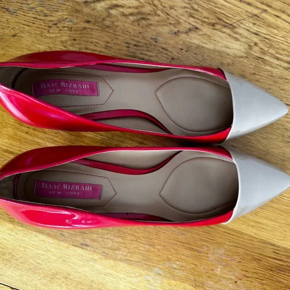ISAAC MIZRAHI | Spectator Pumps | Sz 8.5 - Picture 4 of 9
